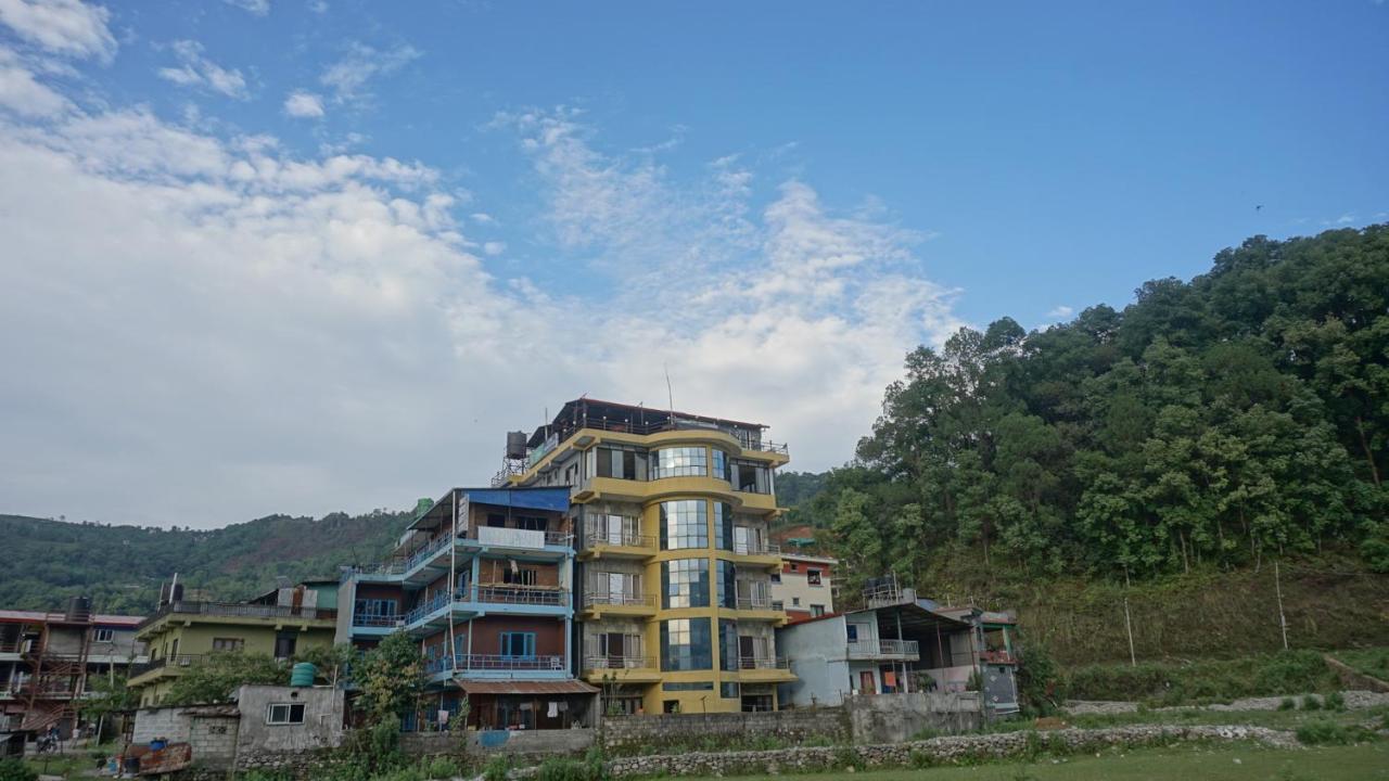 Tranquil Water Guest House Pokhara Exteriör bild