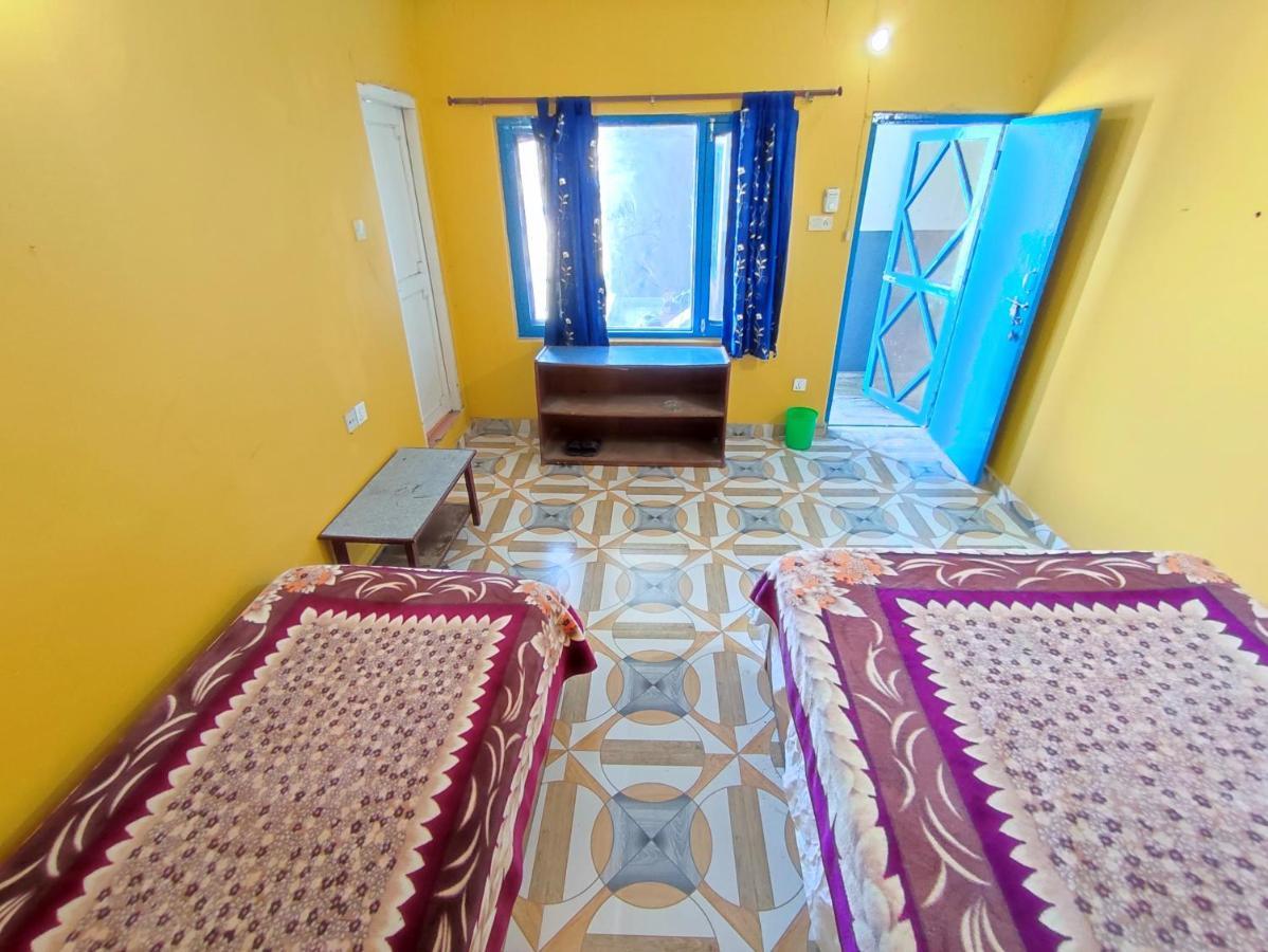 Tranquil Water Guest House Pokhara Exteriör bild