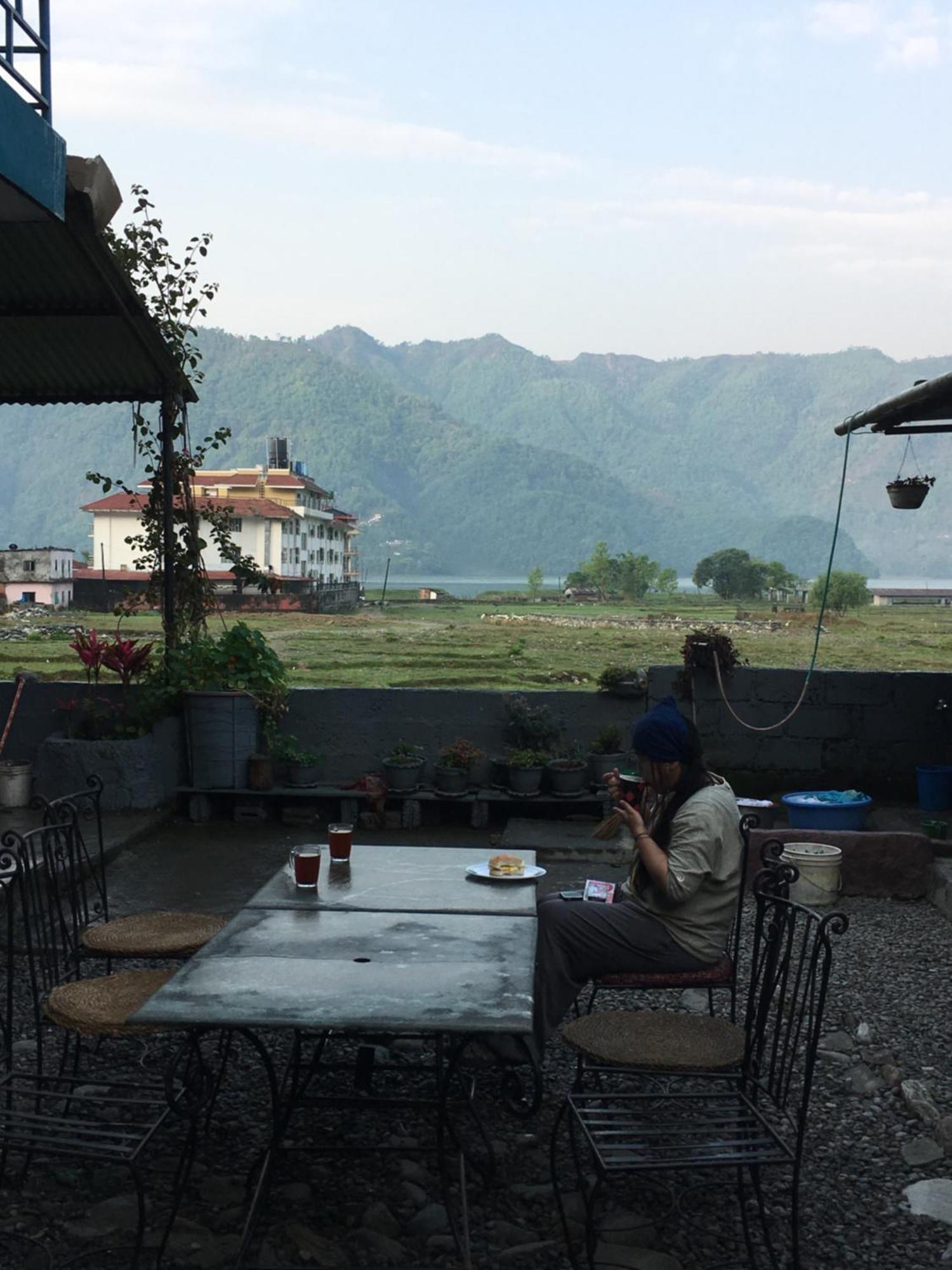 Tranquil Water Guest House Pokhara Exteriör bild