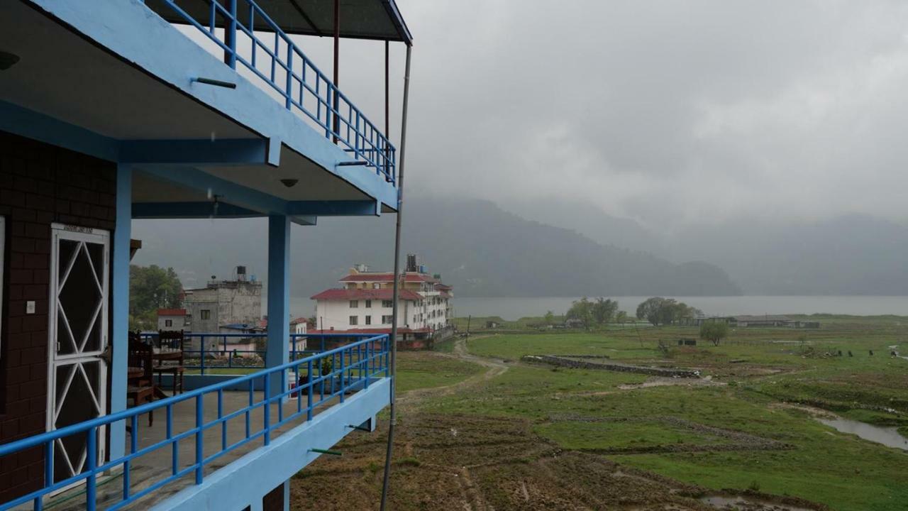 Tranquil Water Guest House Pokhara Exteriör bild